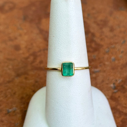 Estate 14KT Yellow Gold Emerald-Cut Emerald Bezel Ring