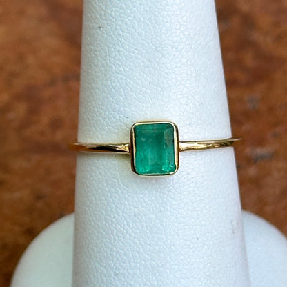 Estate 14KT Yellow Gold Emerald-Cut Emerald Bezel Ring
