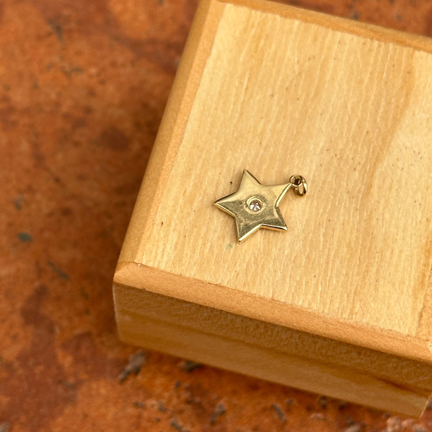 14KT Yellow Gold Dark Blue Enamel Diamond Star Pendant Charm