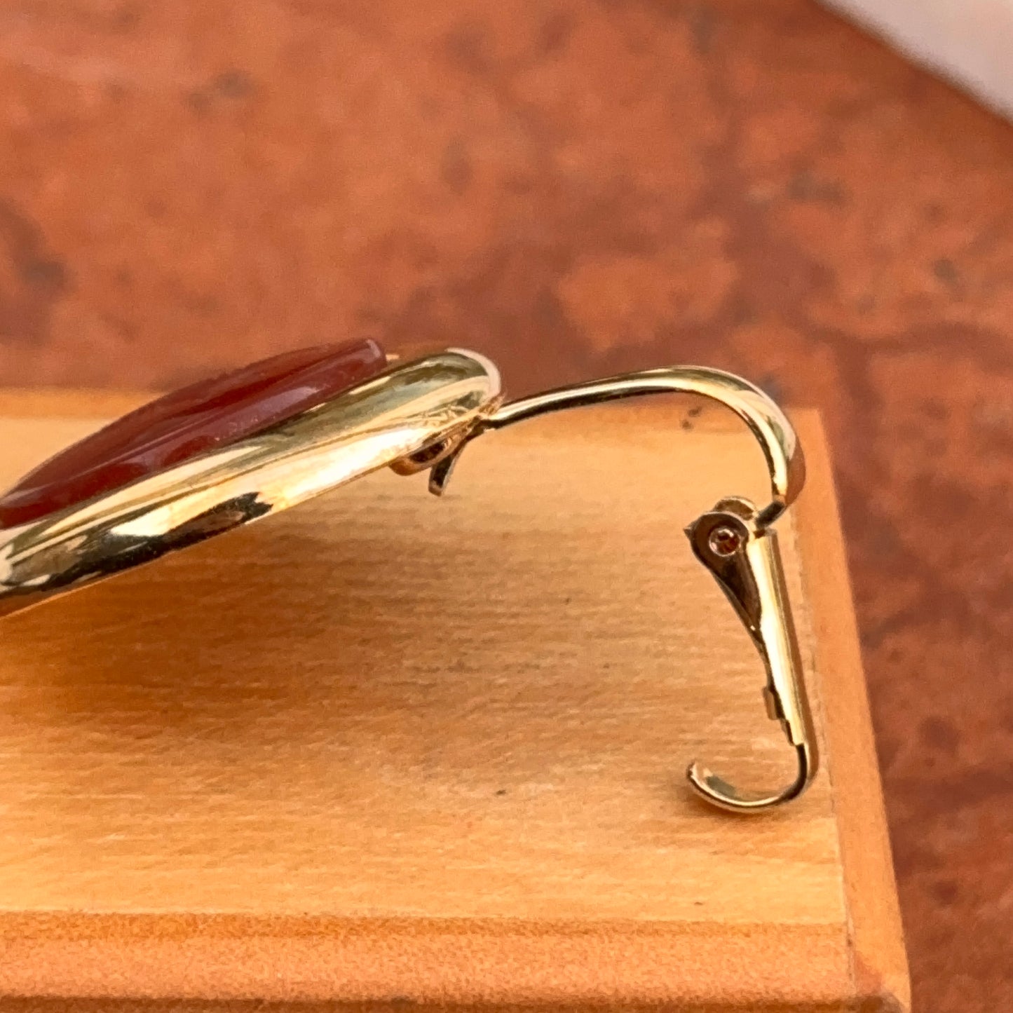 Vintage Gold Tone Replica Roman Intalio Carnelian Onyx Coin Pendant