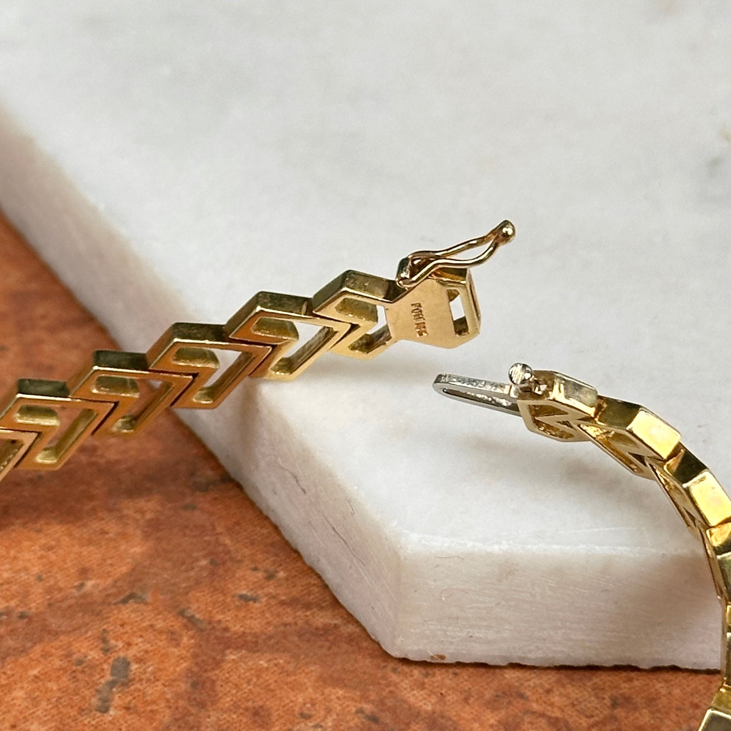 Estate 18KT Yellow Gold Marquise Emerald + Round Diamond Open Chevron Link Bracelet