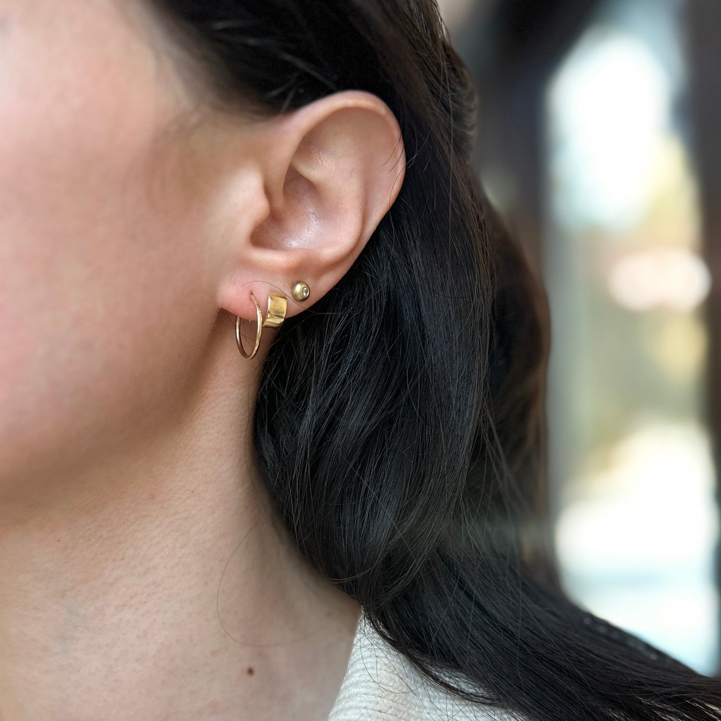 14KT Yellow Gold Shiny Thin Tube Round Endless Hoop Earrings 15MM