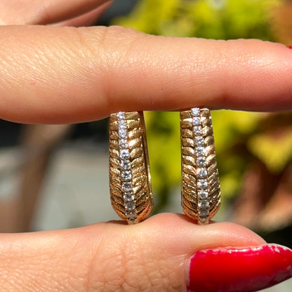 Estate 14KT Yellow Gold Mid Century Bark Matte & Diamond Oval Hoop Earrings