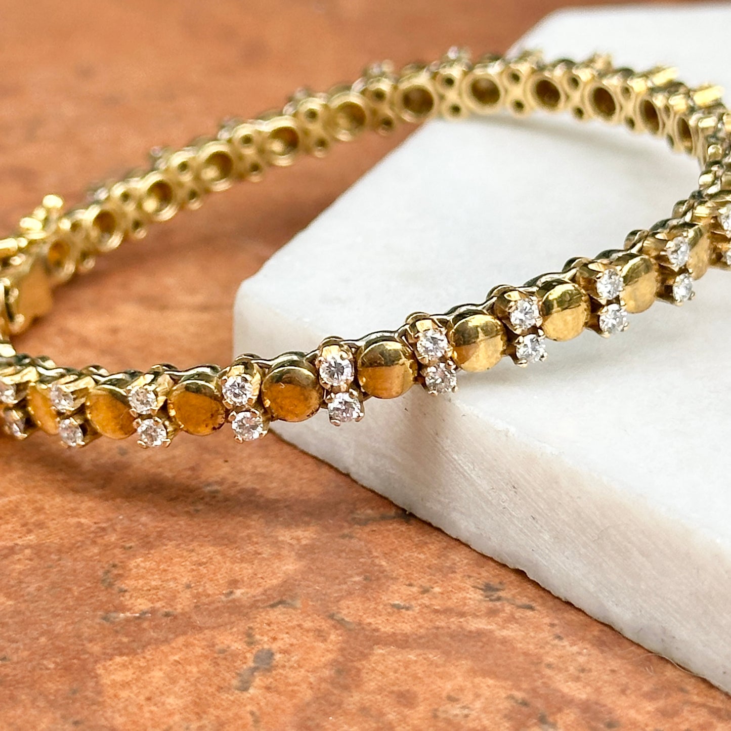 Estate 18KT Yellow Gold Round Diamond Circle Link Bracelet
