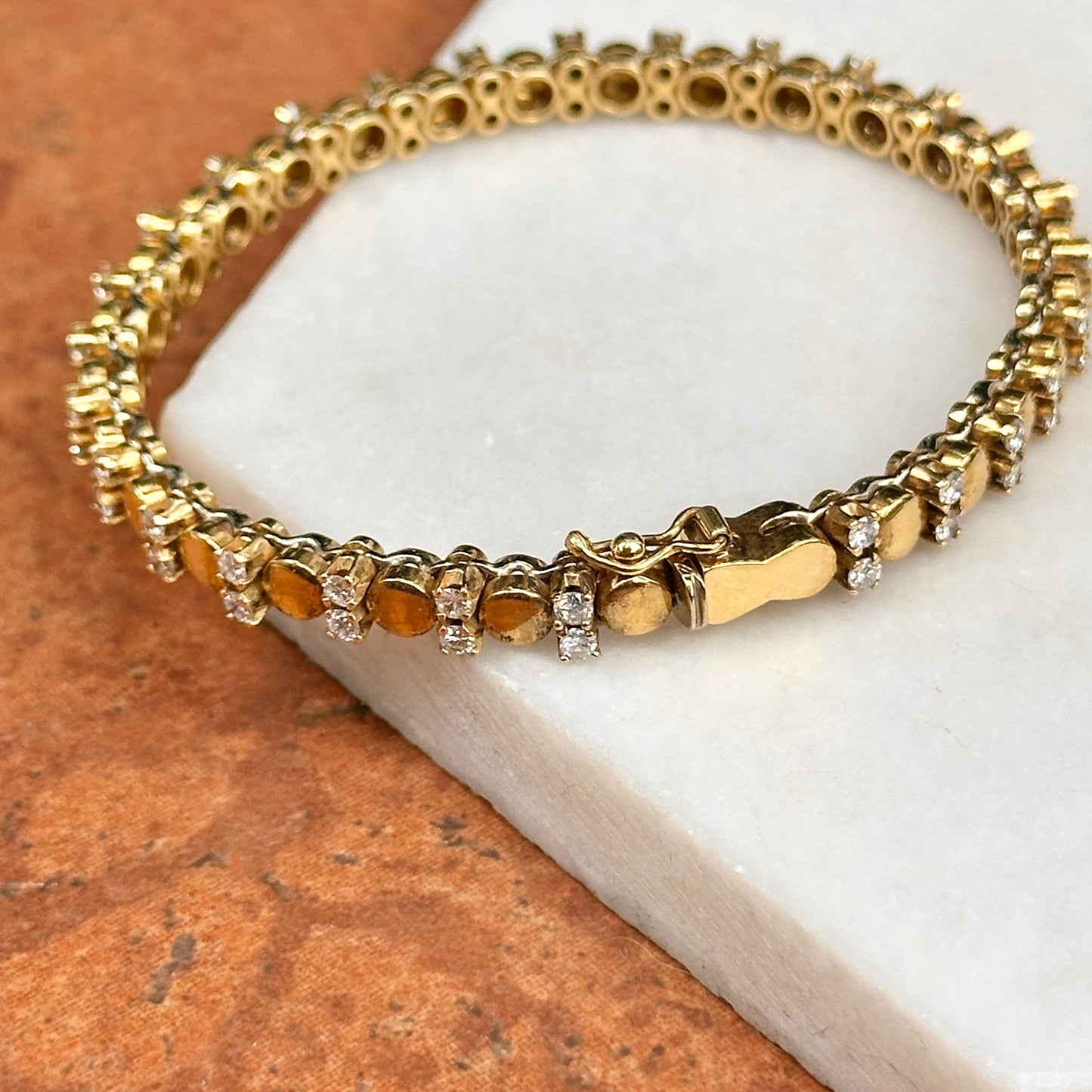 Estate 18KT Yellow Gold Round Diamond Circle Link Bracelet