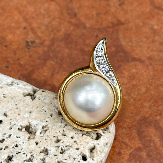 Estate 18KT Yellow Gold Round Mabe Pearl + Diamond Ring