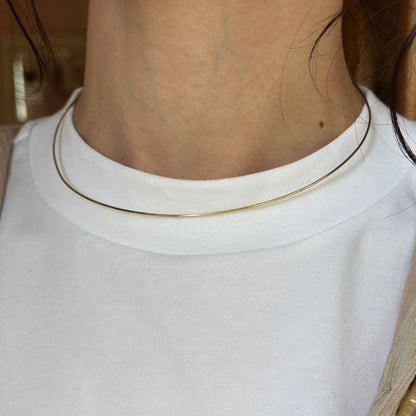 14KT Yellow Gold Round 1mm Hard Collar Necklace 15"