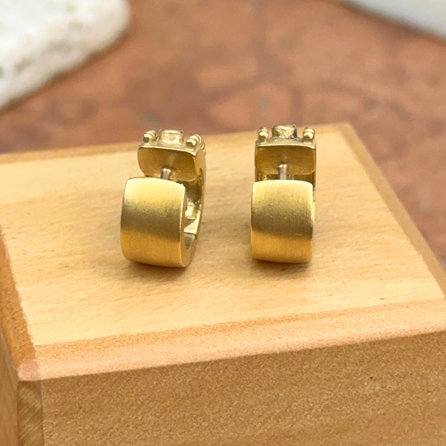 Estate 18KT Yellow Gold Matte & Burnished Diamond Huggie Earrings