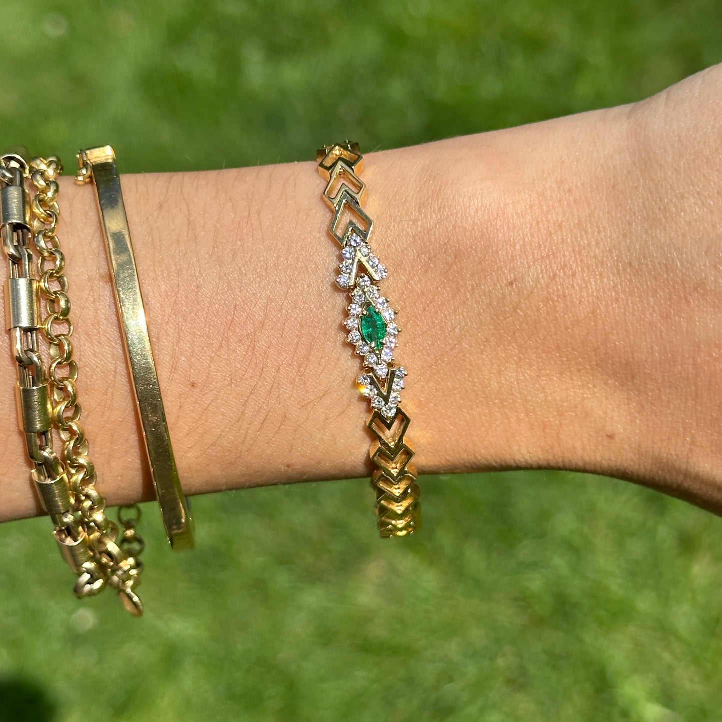 Estate 18KT Yellow Gold Marquise Emerald + Round Diamond Open Chevron Link Bracelet