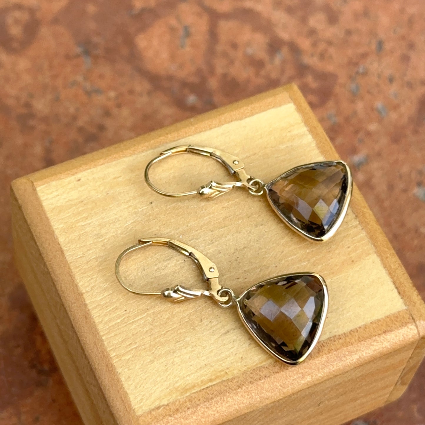 Estate 14KT Yellow Gold Checkerboard Trillion Smokey Quartz Dangle Earrings
