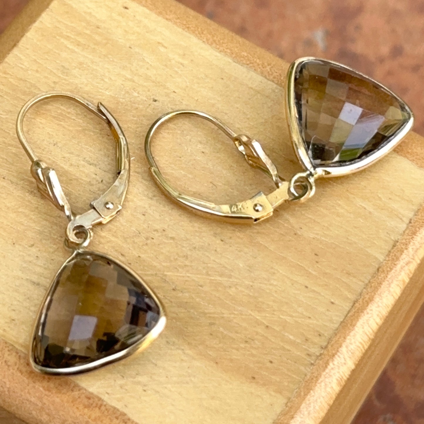 Estate 14KT Yellow Gold Checkerboard Trillion Smokey Quartz Dangle Earrings