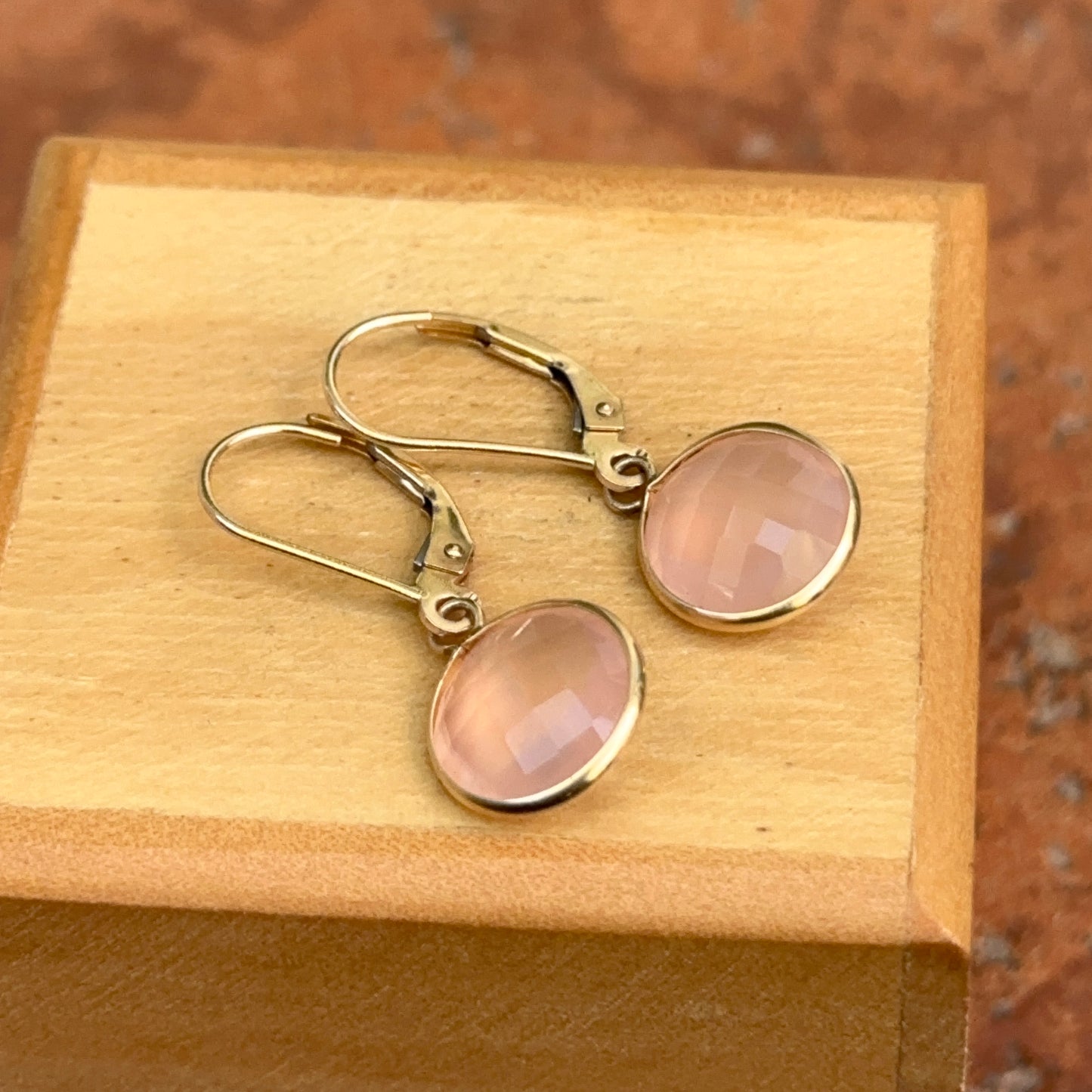 Estate 14KT Yellow Gold Checkerboard Round Pink Rose Quartz Dangle Earrings