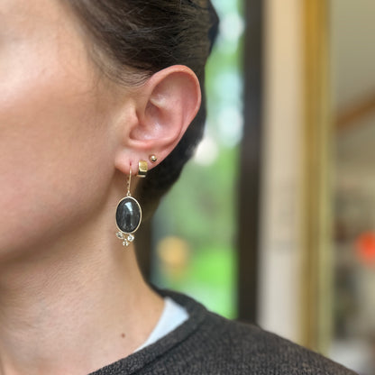 Estate 14KT Yellow Gold Oval Cabochon Dark Sapphire + White Sapphire Earrings