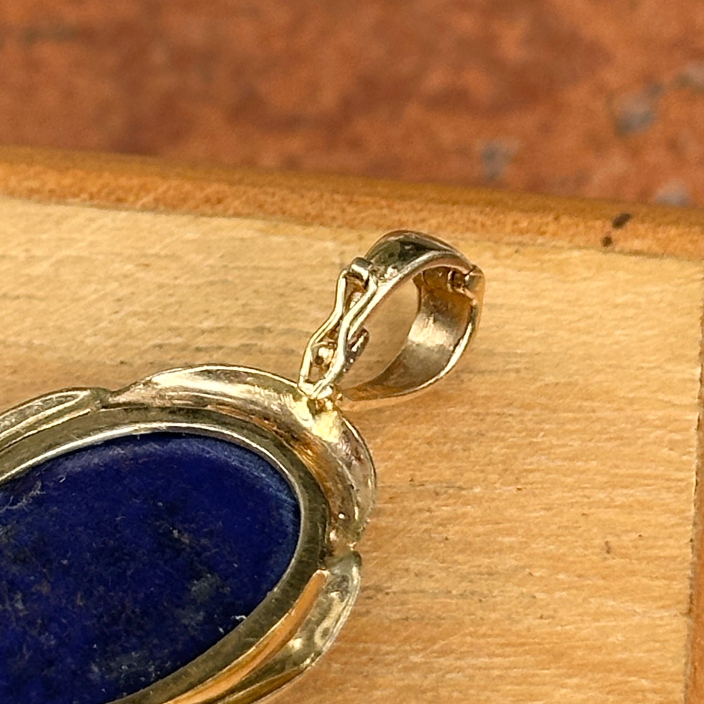 Estate 14KT Yellow Gold Oval Lapis Lazuli Bezel Pendant