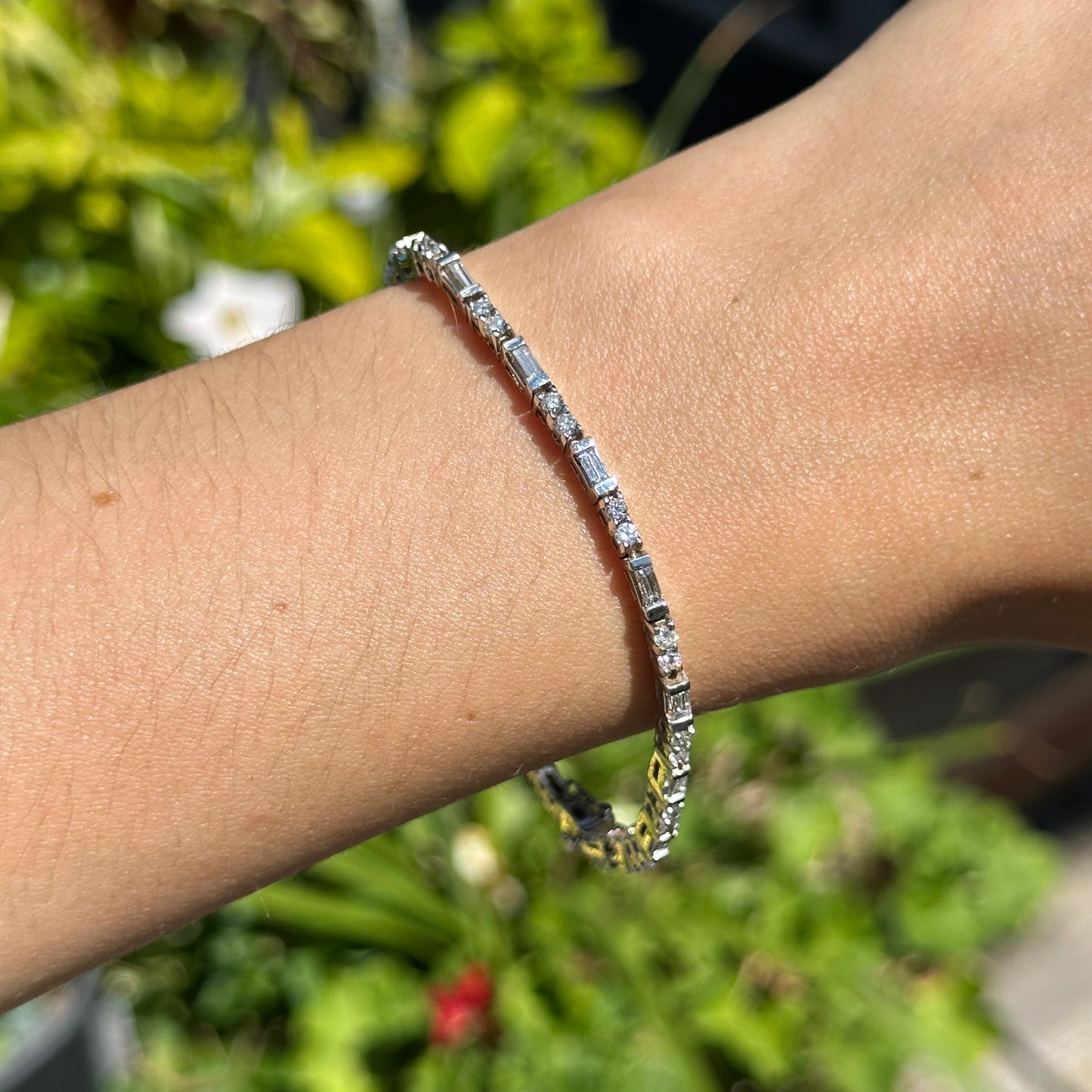 Estate 14KT White Gold Round & Baguette Diamond Basket Set Bracelet