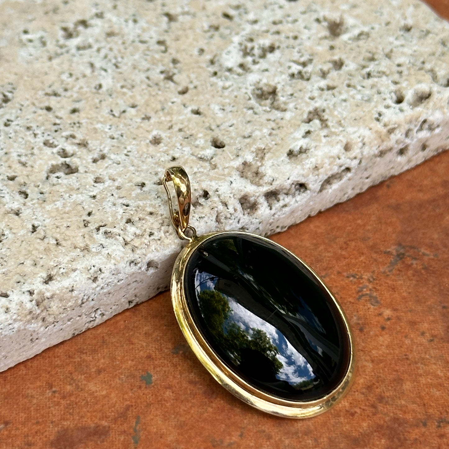 Estate 14KT Yellow God Oval Black Onyx Pendant Enhancer 38mm