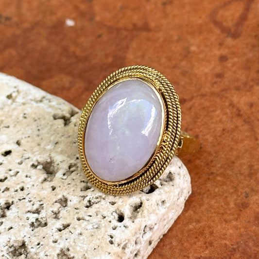 Estate 14KT Yellow Gold Oval Lavender Jade Ring