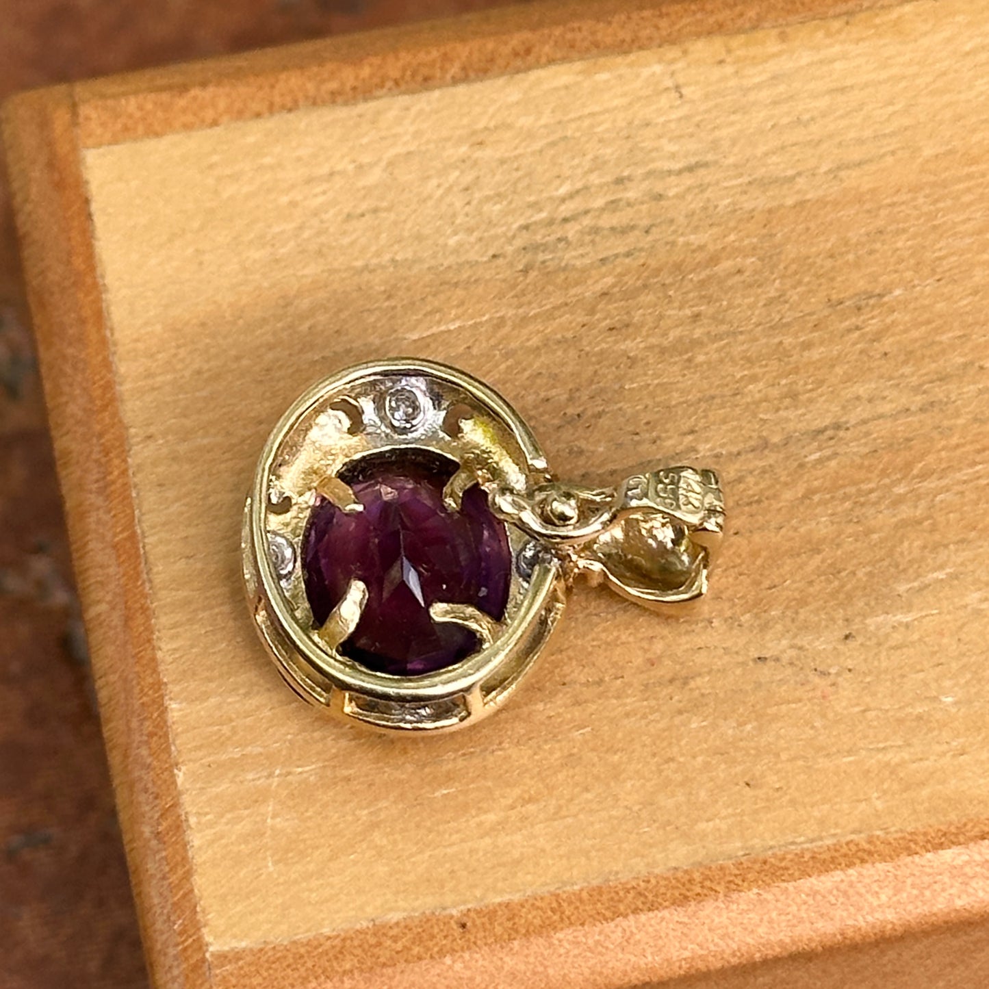 Estate 14KT Yellow Gold Oval Amethyst + Gypsy-Set Diamond Pendant Enhancer