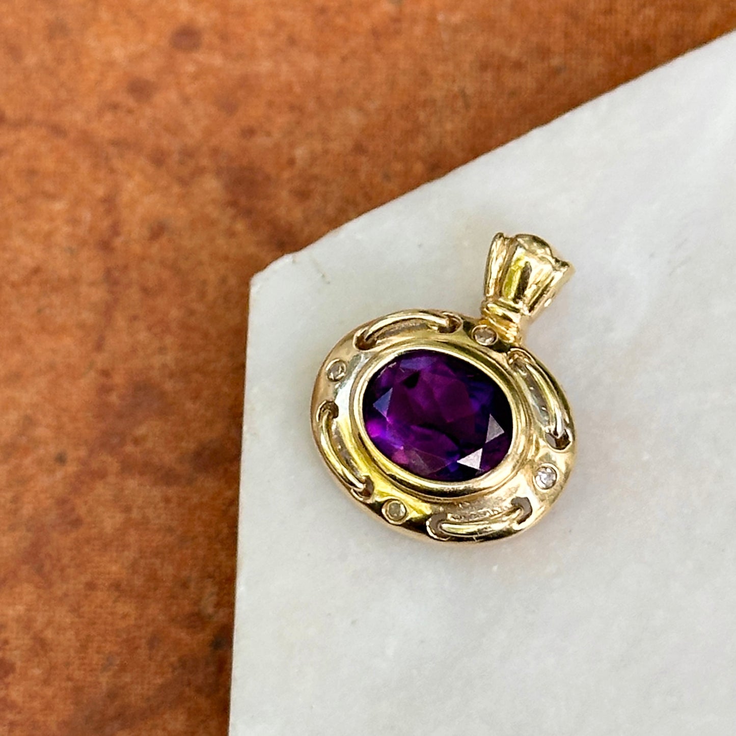 Estate 14KT Yellow Gold Oval Amethyst + Gypsy-Set Diamond Pendant Enhancer