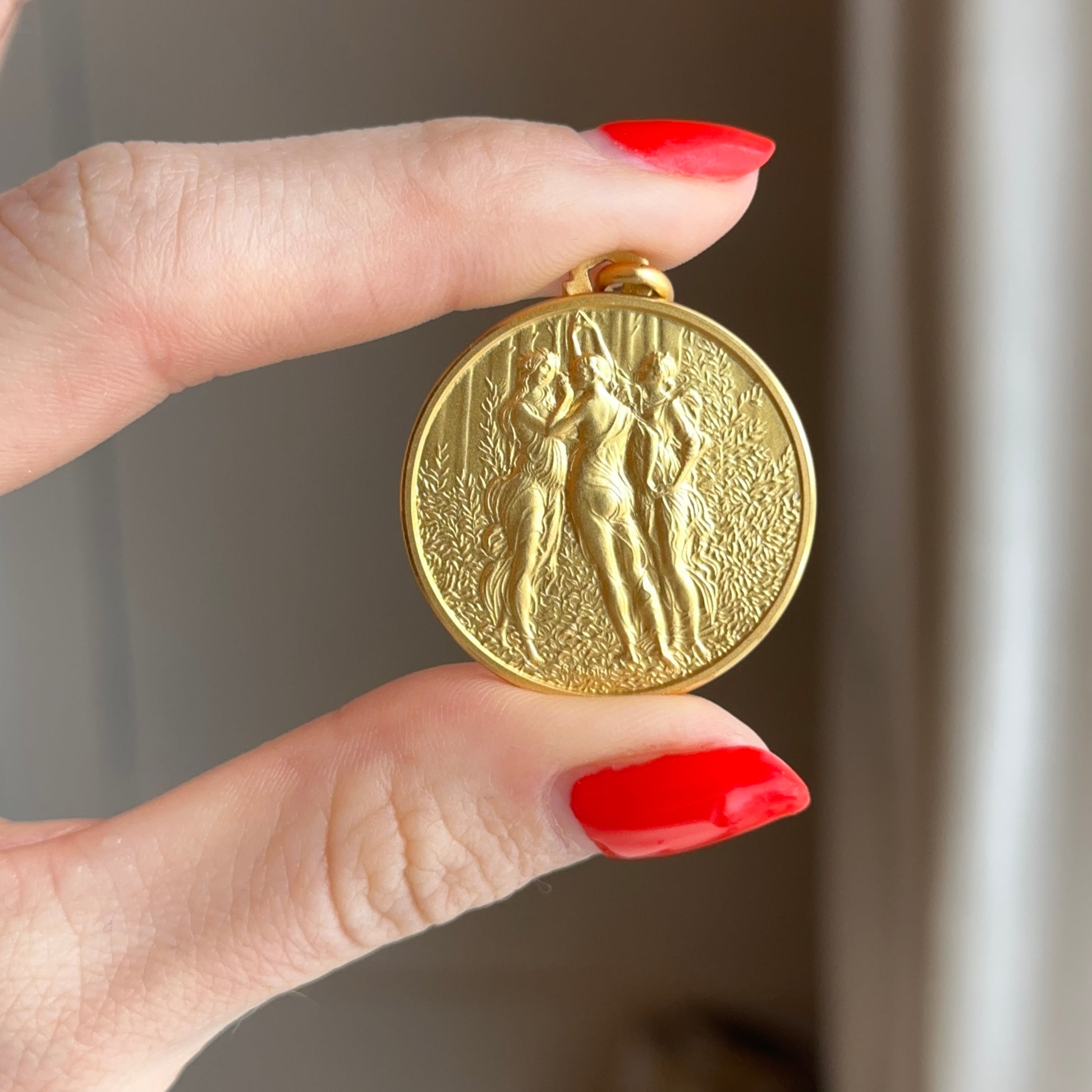 18KT Yellow Gold The Three Graces Matte Medal Pendant 30mm - LSJ