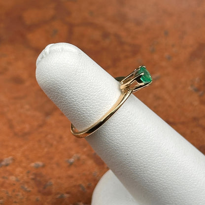 Estate 14KT Yellow Gold Round Emerald + Round Diamond Prong Set Ring