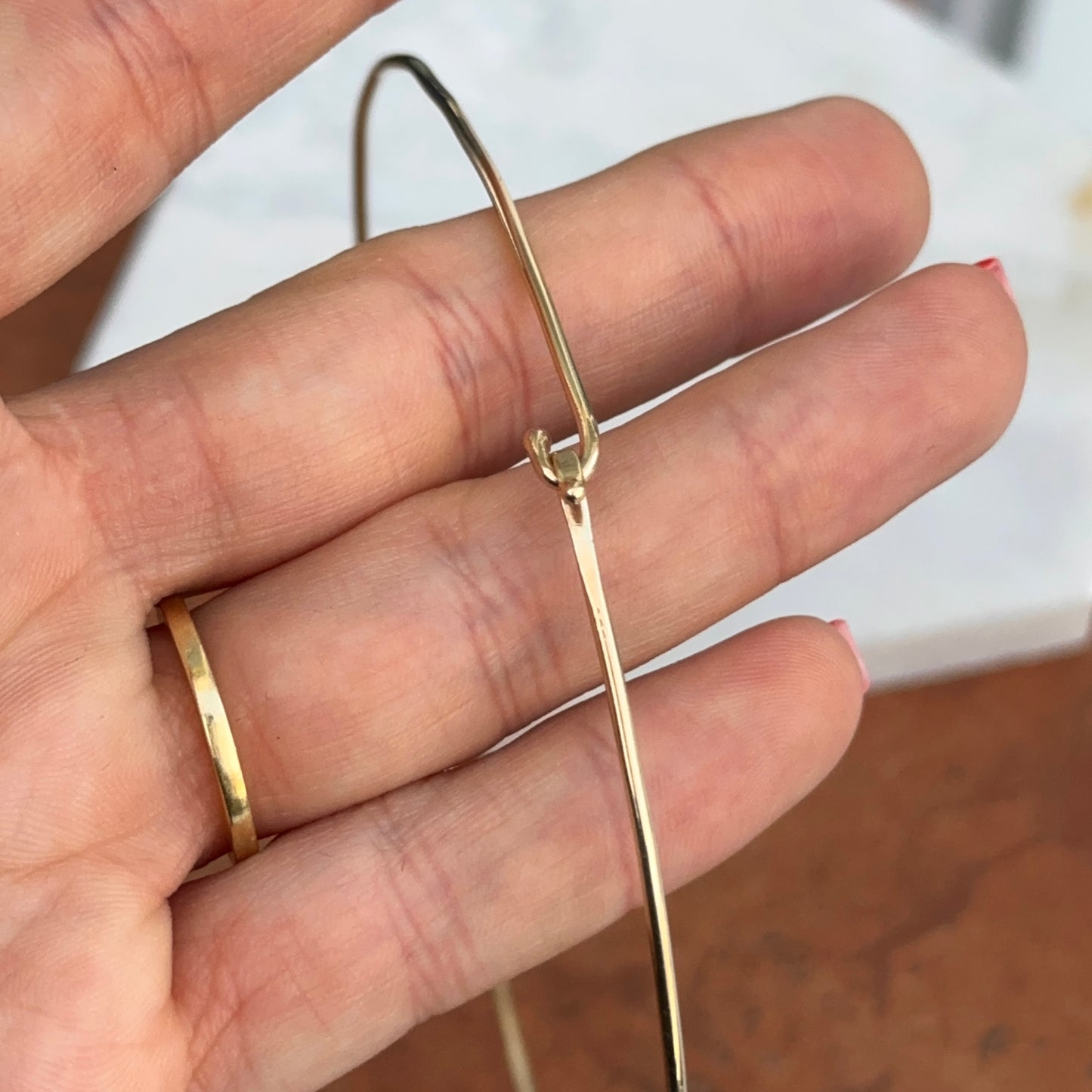 Estate 14KT Yellow Gold 1.5mm Stiff Wire Solid Collar Necklace 14”