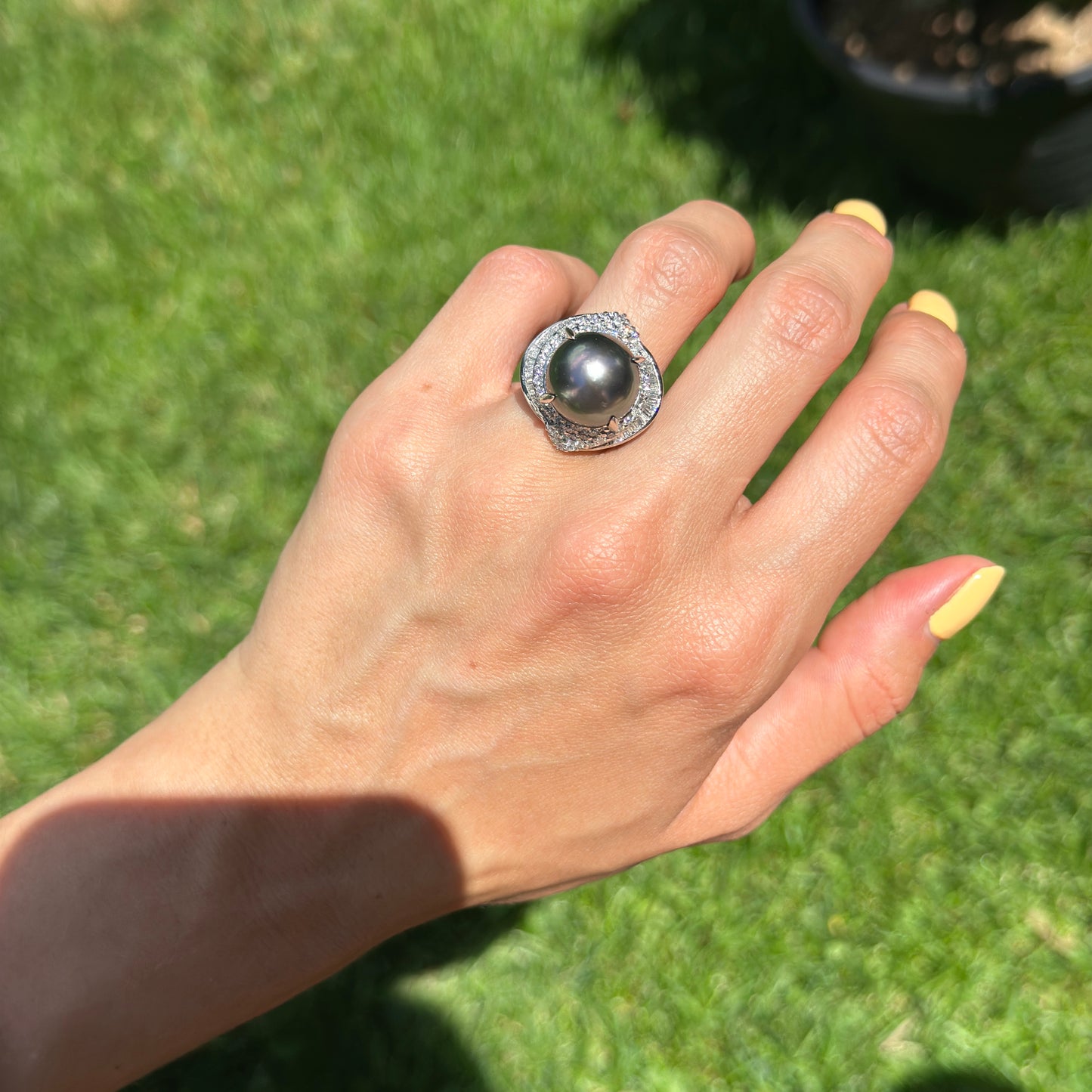 Estate Platinum Gray Tahitian Pearl + Diamond Cluster Ring