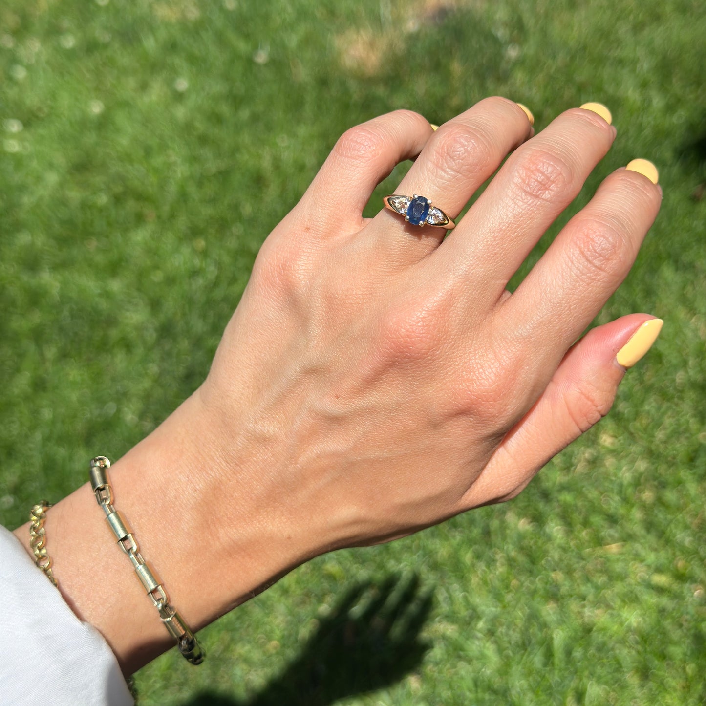 Estate 14KT Yellow Gold Oval 1.10 CT Blue Sapphire + Trillion Diamond Ring