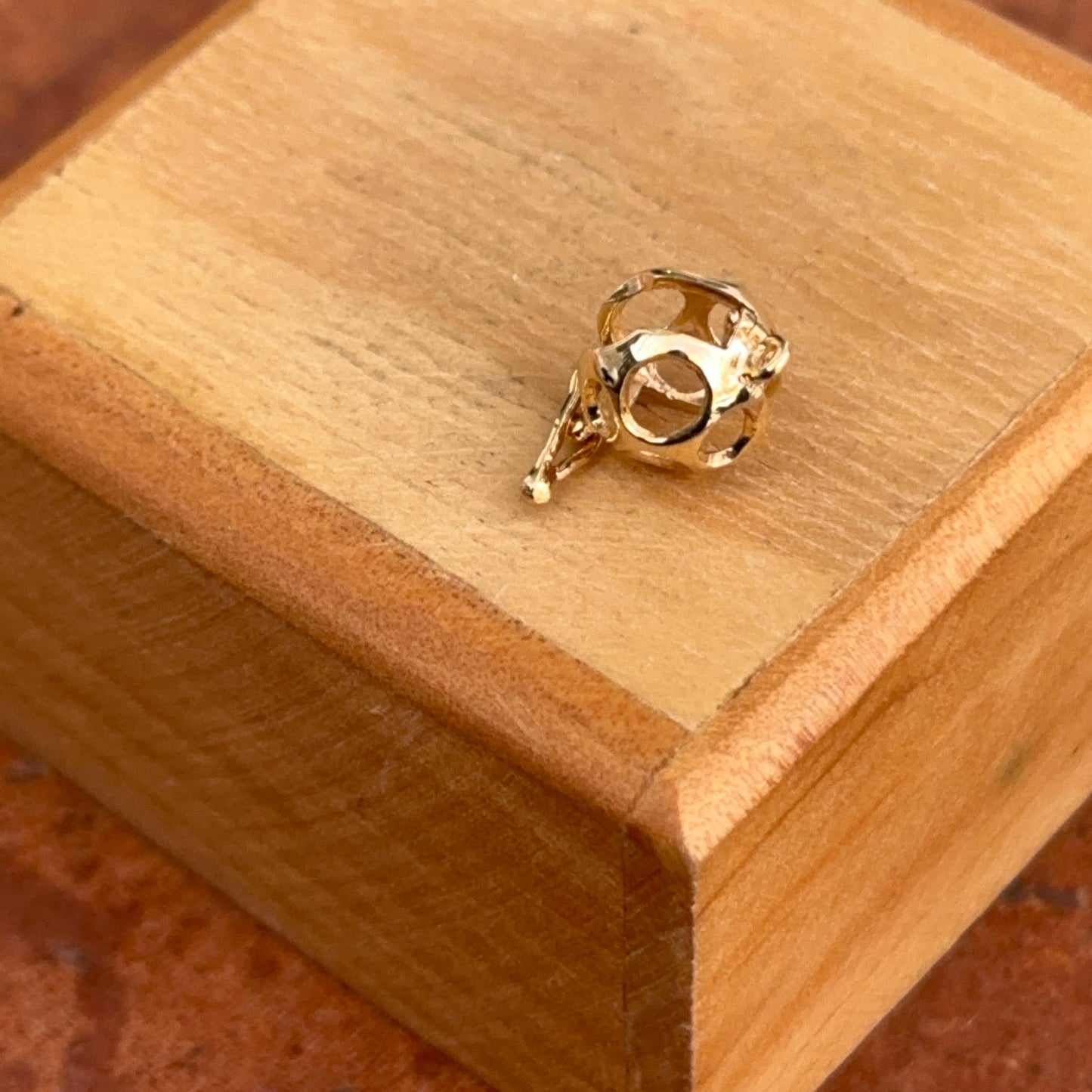 14KT Yellow Gold Pearl Enhancer Pendant Setting + Figure 8 Clasp