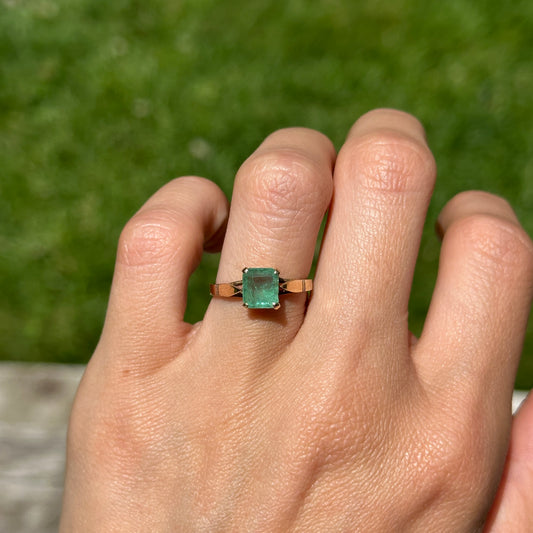 Estate 14KT Yellow Gold Emerald-Cut Emerald Ring
