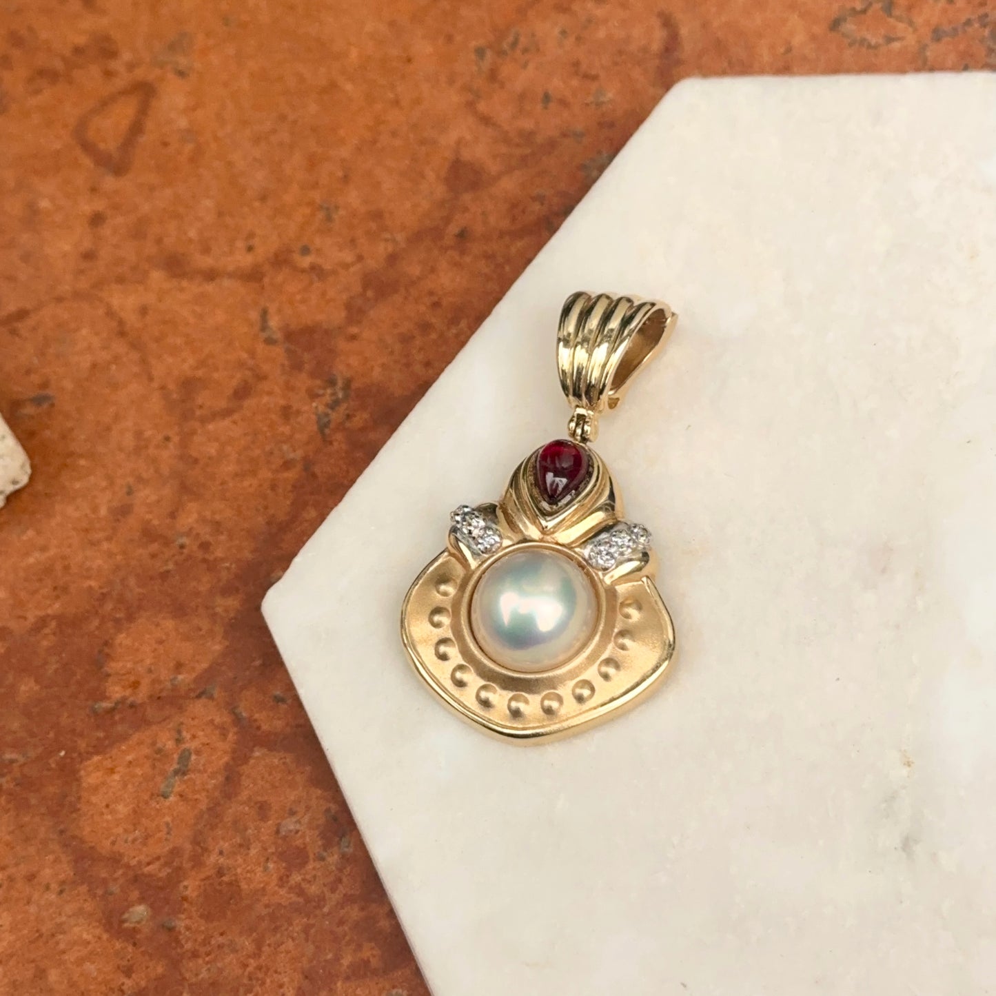 Estate 14KT Yellow Gold Large Mabe Pearl Garnet and Diamond Pearl Enhancer Pendant