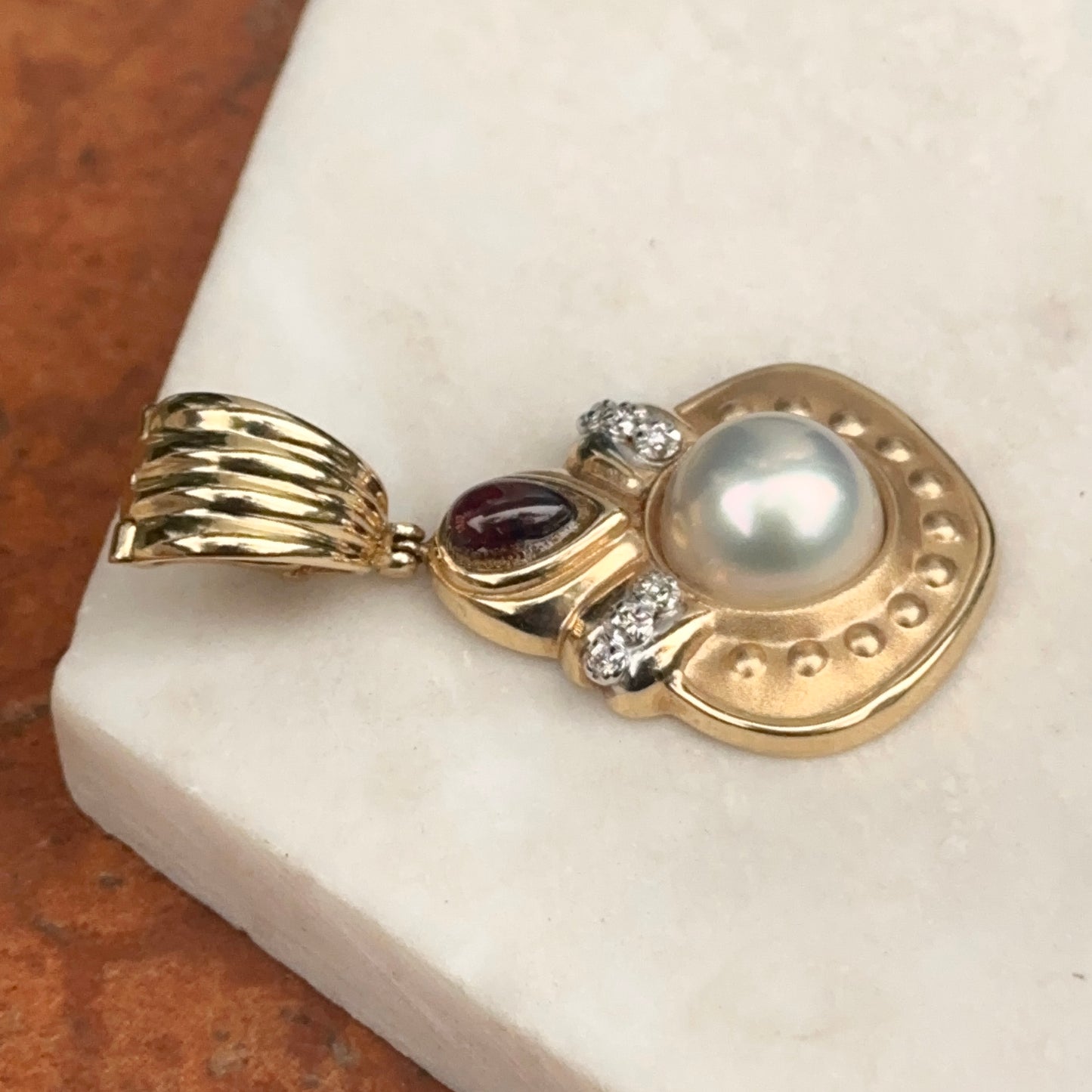 Estate 14KT Yellow Gold Large Mabe Pearl Garnet and Diamond Pearl Enhancer Pendant