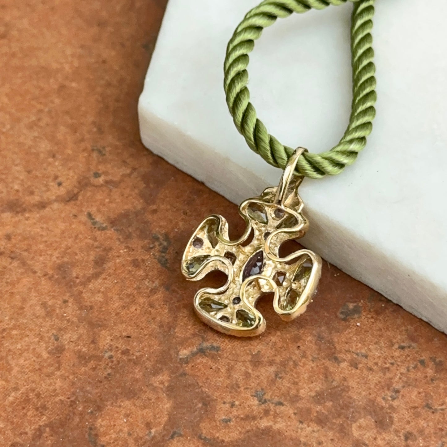 Estate 14KT Yellow Gold Peridot Citrine Amethyst Ornate Cross Pendant