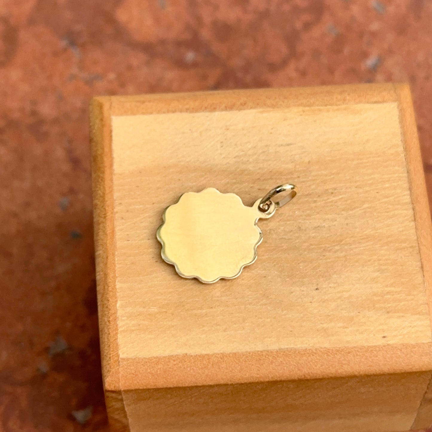 14KT Yellow Gold Baptism Round Scalloped Medal Pendant Charm