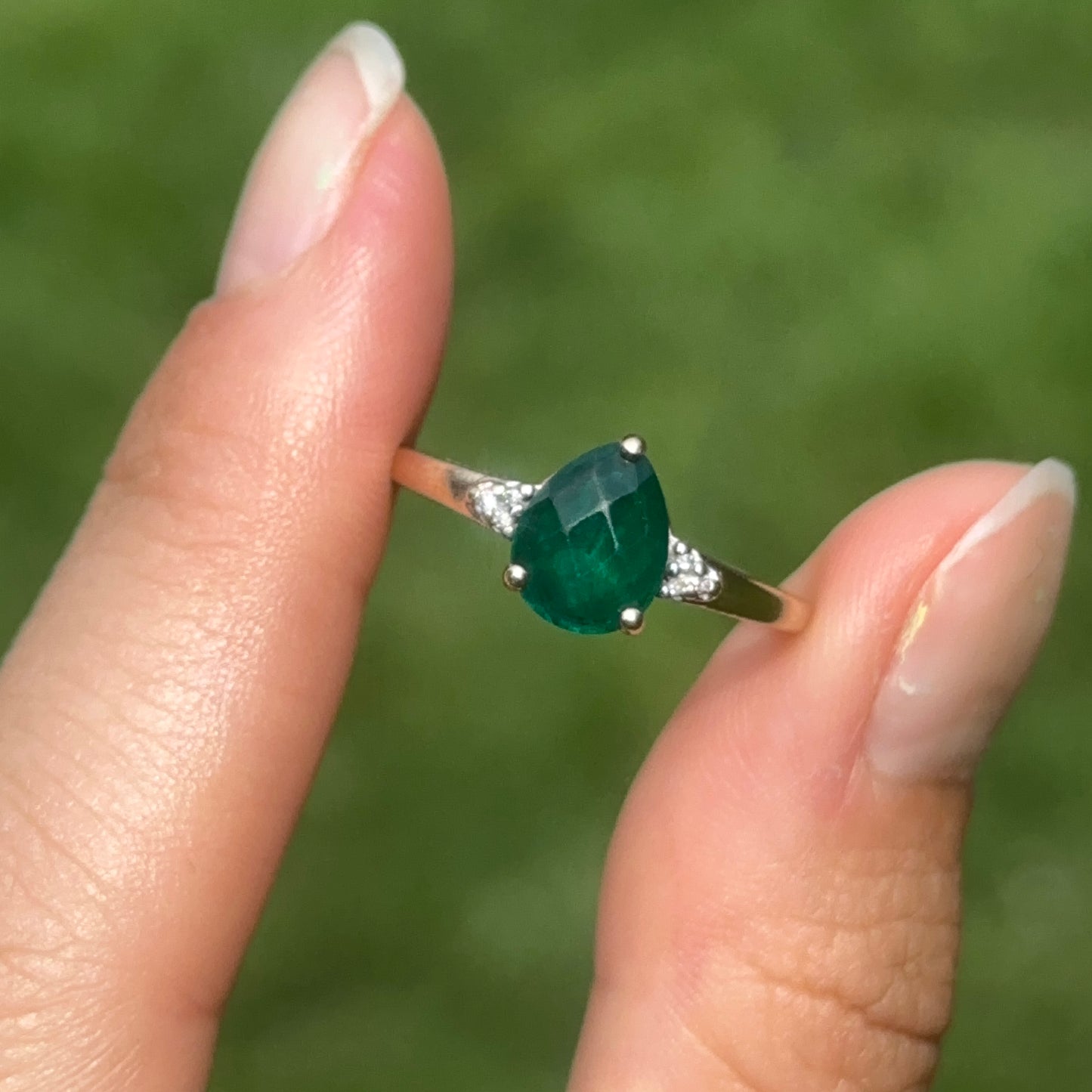 Estate 10KT Yellow Gold Pear Checkerboard Emerald + Diamond Ring