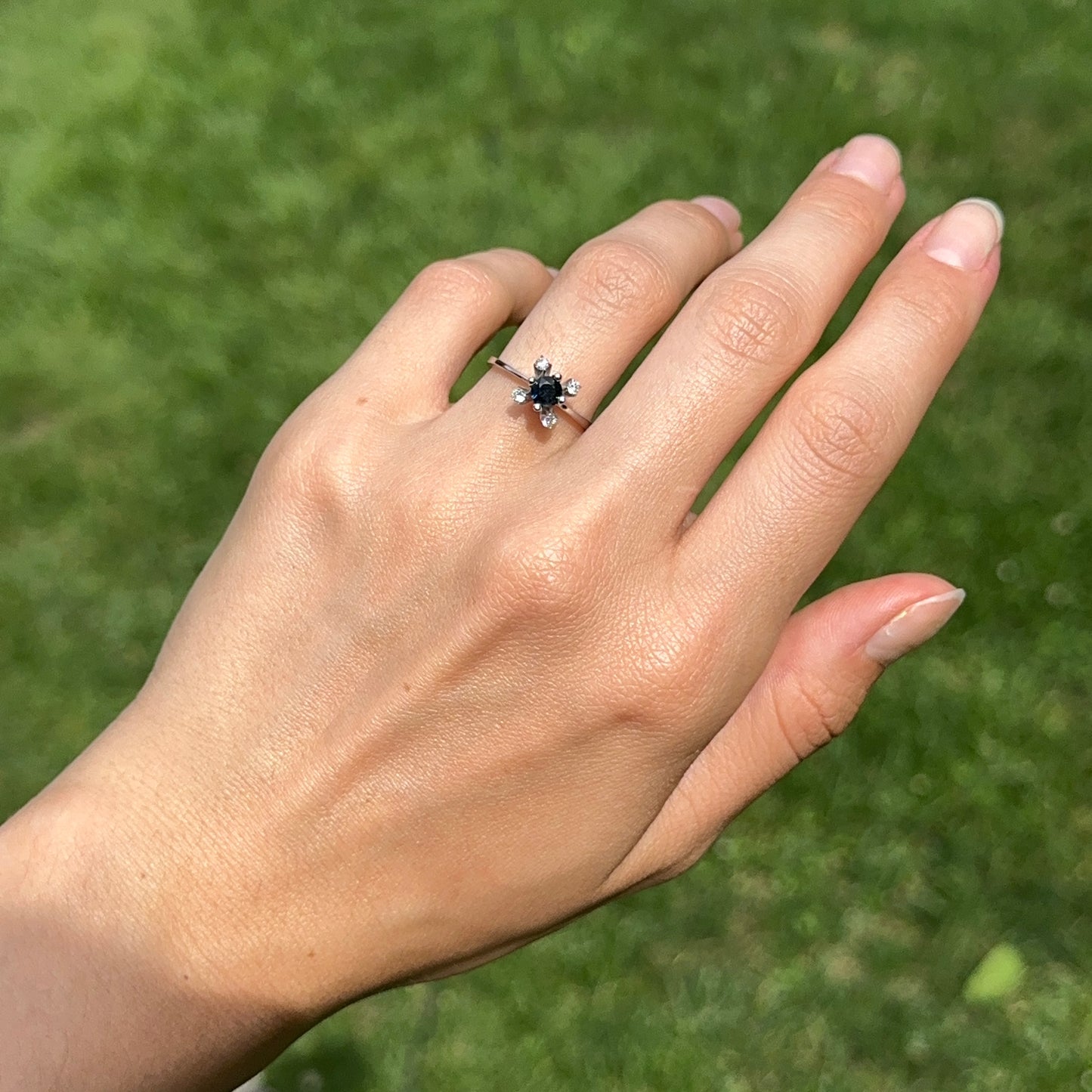 Estate 14KT White Gold Round Blue Sapphire + Round Diamond Prong Set Ring