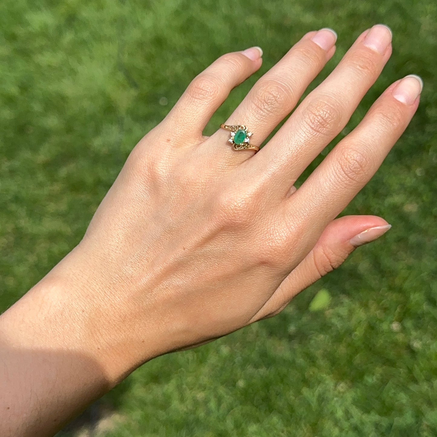 Estate 14KT Yellow Gold Oval Emerald + Round Diamond Ring