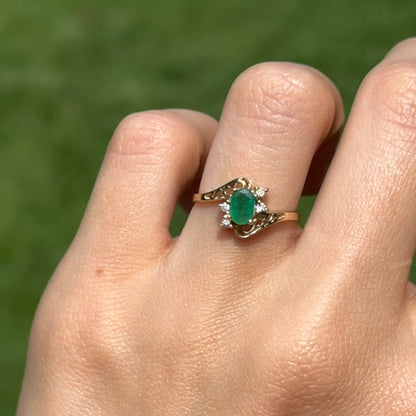 Estate 14KT Yellow Gold Oval Emerald + Round Diamond Ring