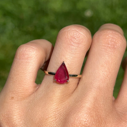14KT Yellow Gold Pear Pink Tourmaline Solitaire Ring