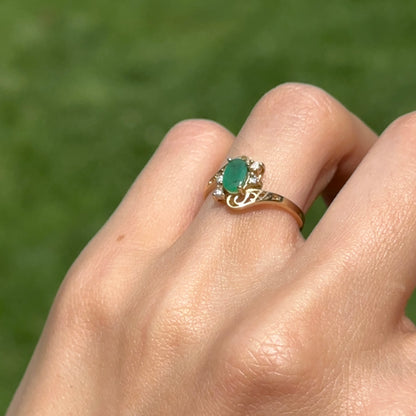 Estate 14KT Yellow Gold Oval Emerald + Round Diamond Ring