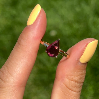 14KT Yellow Gold Pear Pink Tourmaline Solitaire Ring