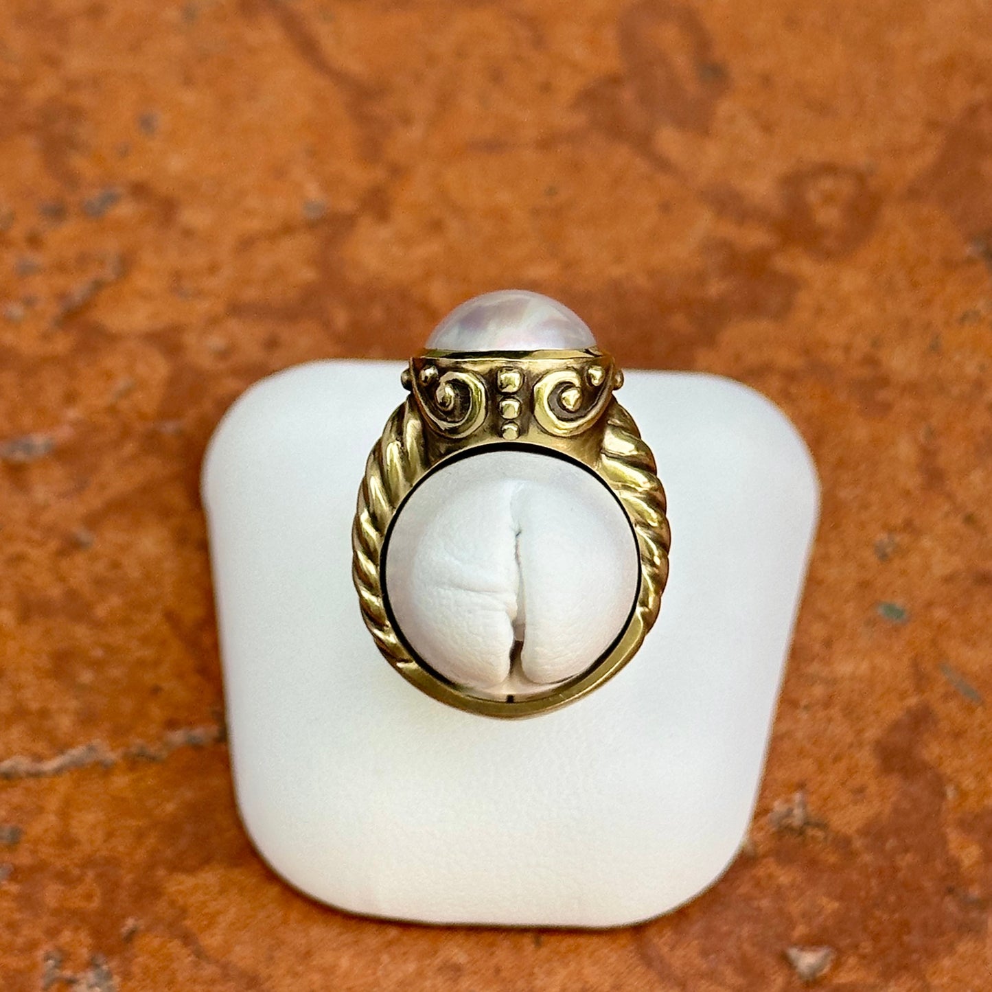 Estate 14KT Yellow Gold Etruscan Design Mabe Pearl Ring