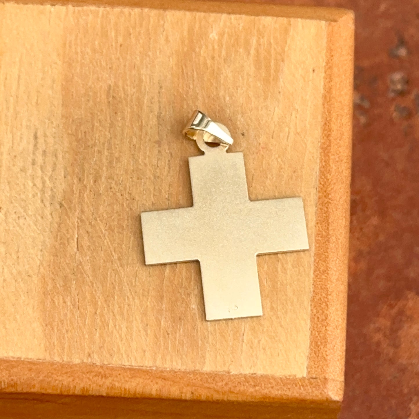 14KT Yellow Gold Greek Swirl Cut-Out Cross Pendant Charm 18mm