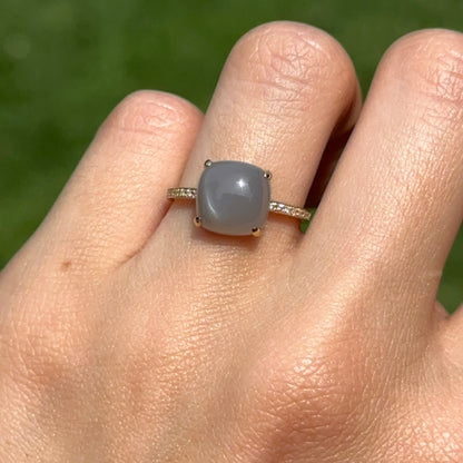 Estate 14KT Yellow Gold Moonstone + Diamond Ring