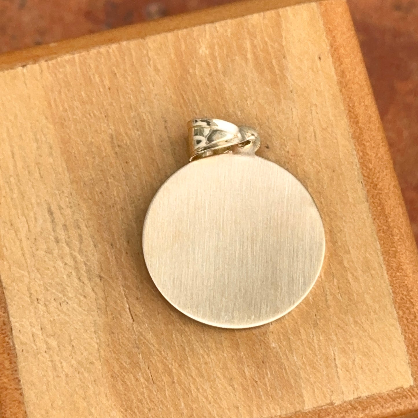 14KT Yellow Gold Saint Francis of Assisi Round Medal Pendant 18mm - LSJ