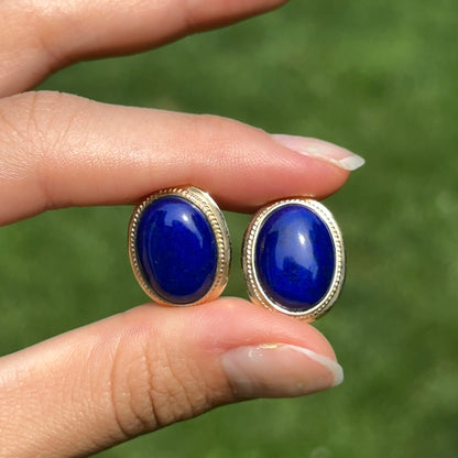 Estate 14KT Yellow Gold Oval Rope Bezeled Blue Lapis Omega Earrings