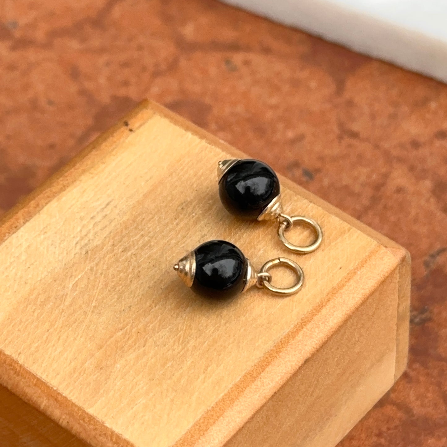 Estate 14KT Yellow Gold Detailed Black Onyx Ball Earring Charms 8mm