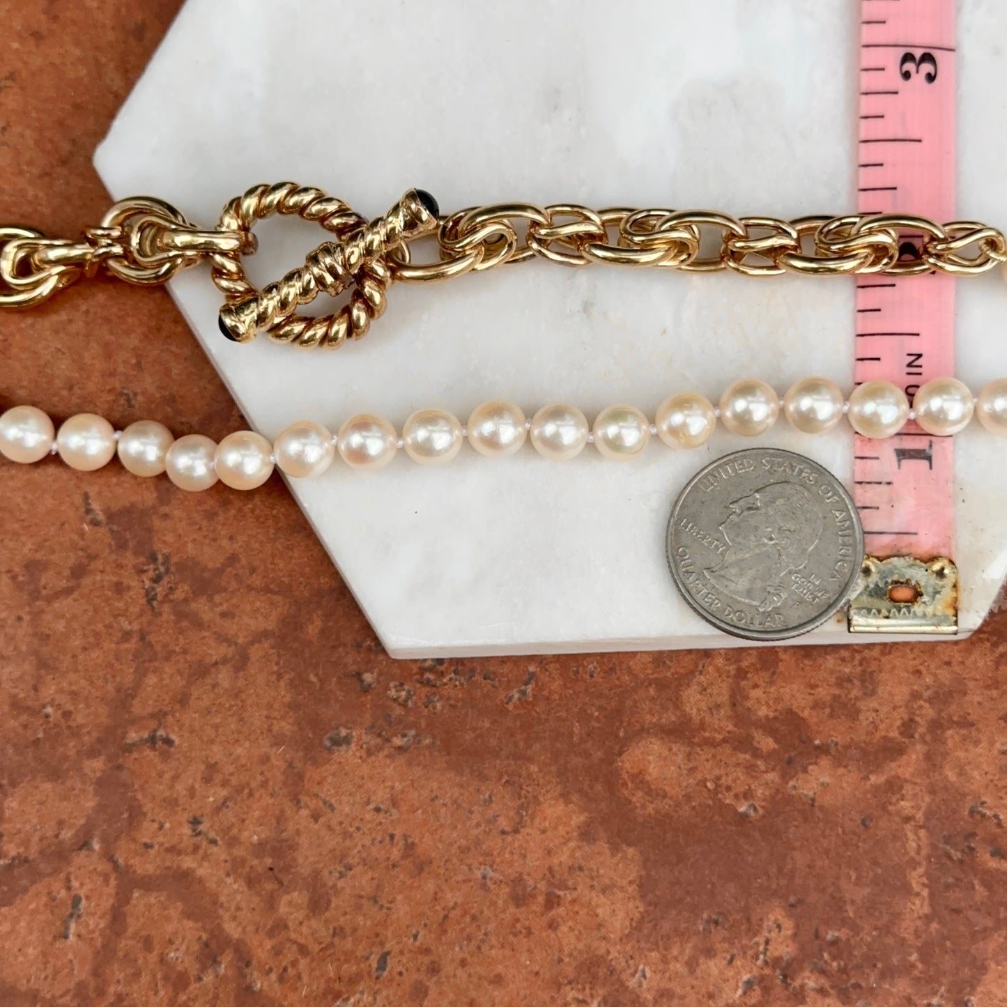14KT Yellow Gold Pearl Necklace with Toggle Clasp