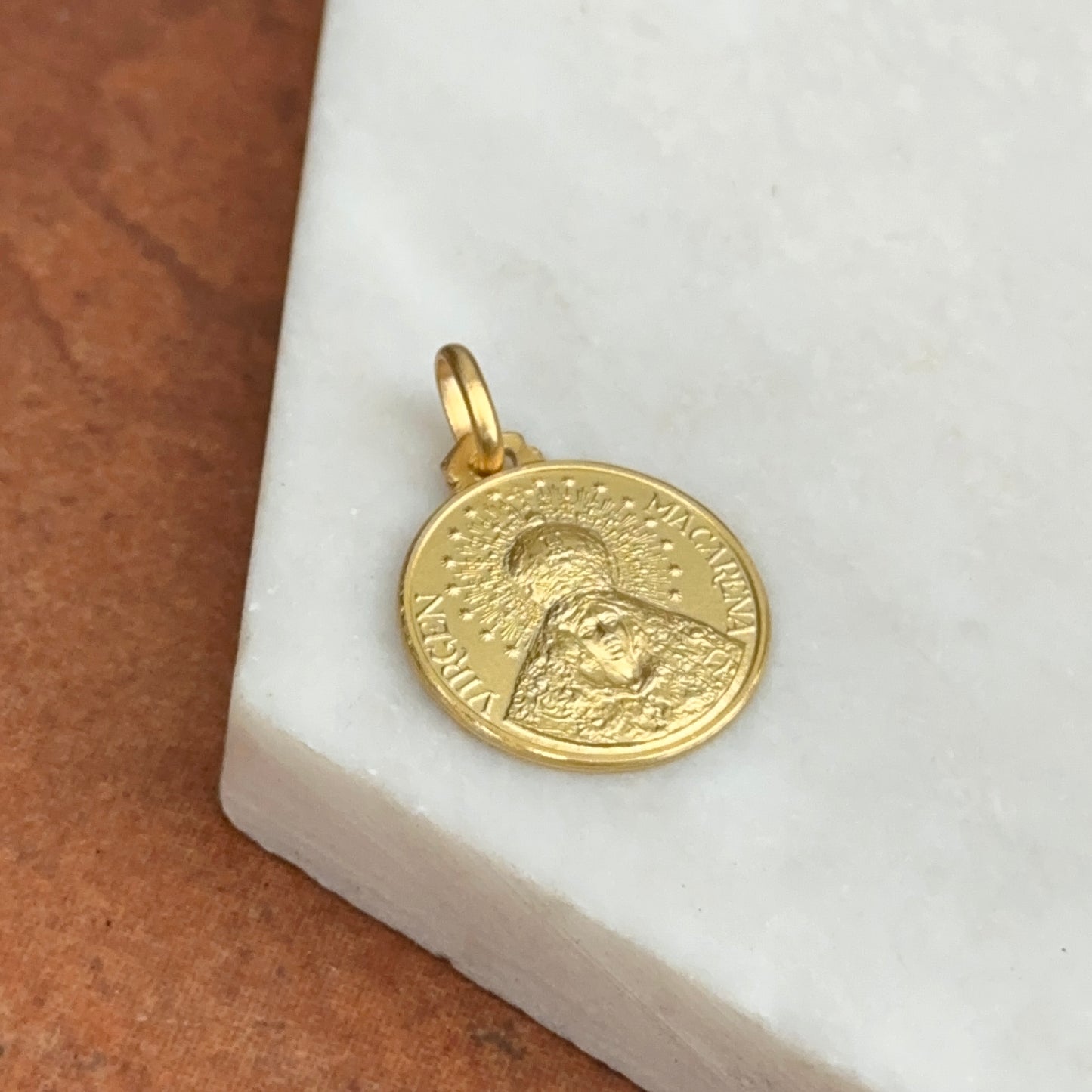14KT Yellow Gold Virgin of Hope of Macarena Matte Round Medal Pendant 18mm