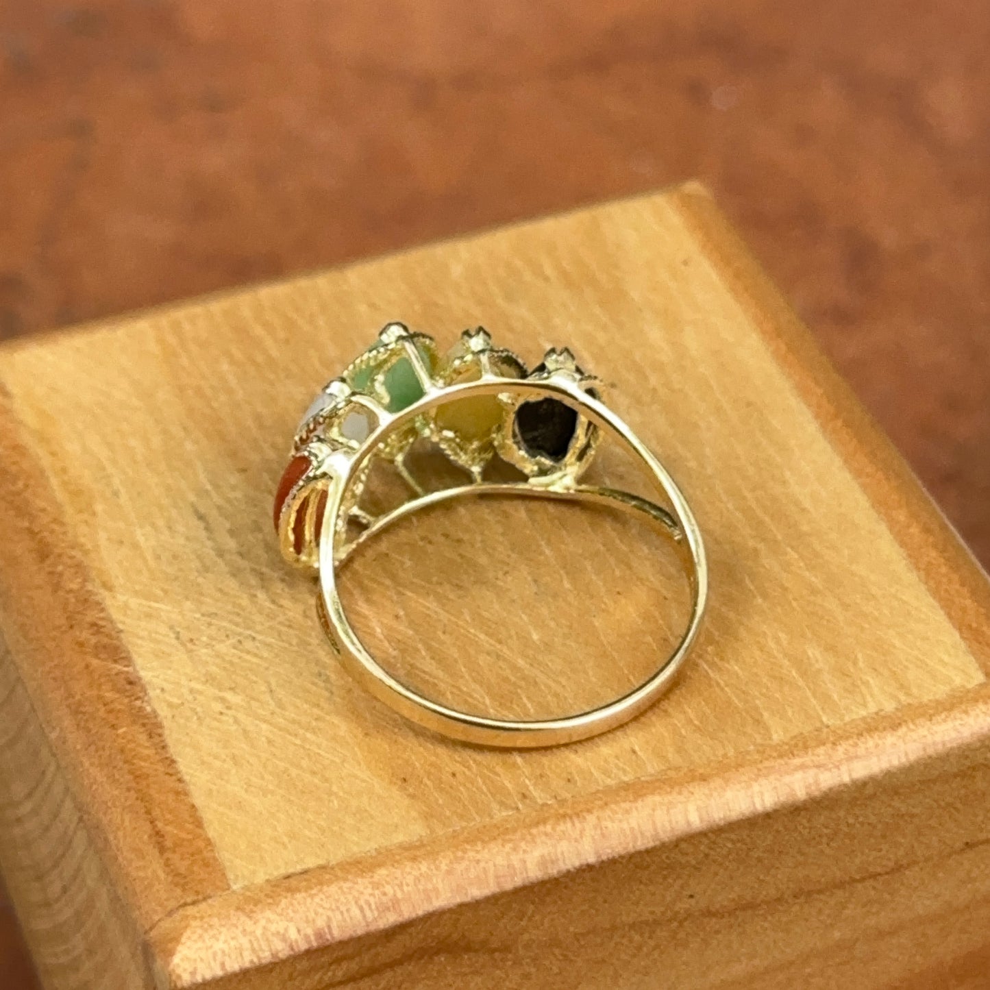 Estate 14KT Yellow Gold Multi Color Marquise Jade Pyramid Ring